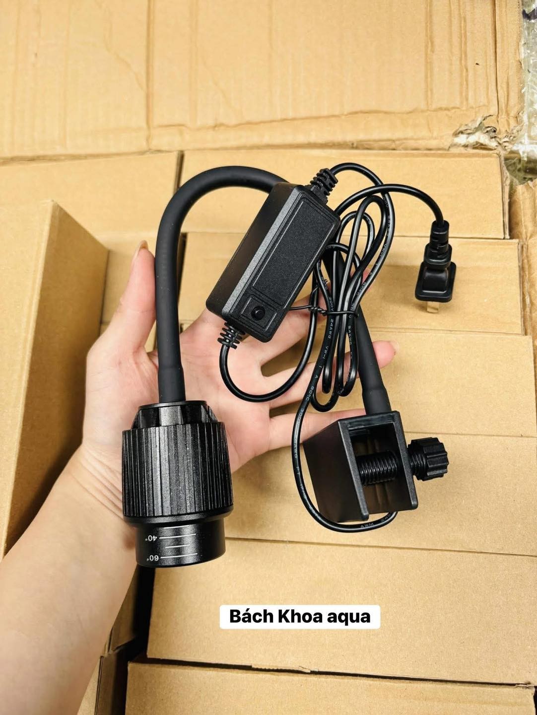 Đèn led rọi 7w - chỉnh tiêu cự và 3 chế độ màu siêu đẹp cho bể biotop